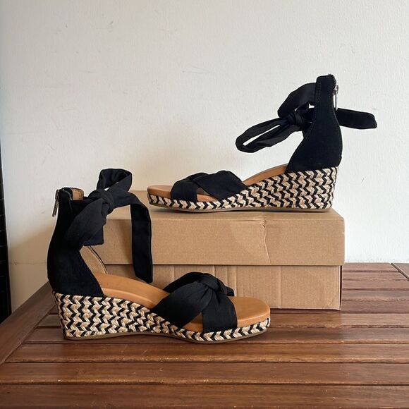 UGG Yarrow Espadrille Wedge Sandals Black Women Size 7.5/UK 5.5/EU 38.5 - Picture 4 of 13